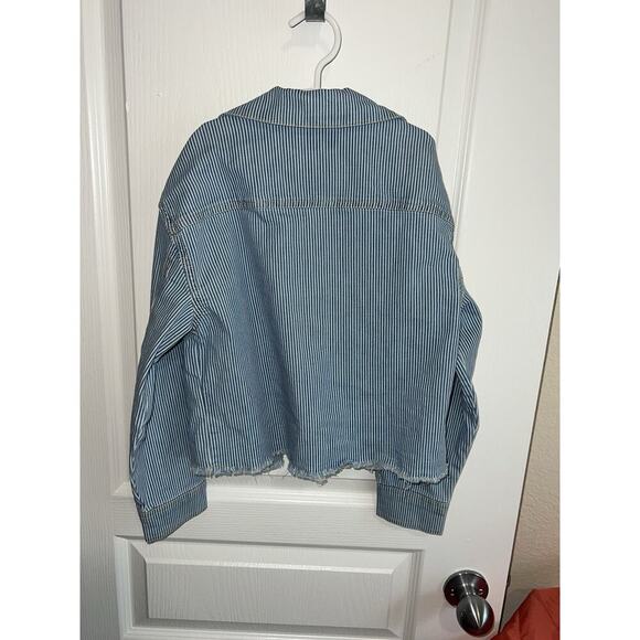 Free Assembly Girls Cut Off Striped Denim Jacket Girls 14-16 - Picture 3 of 4